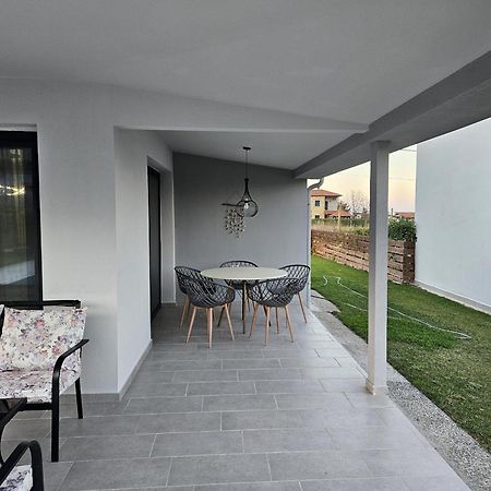 Olympus Paradise 4 Skotina Exterior photo